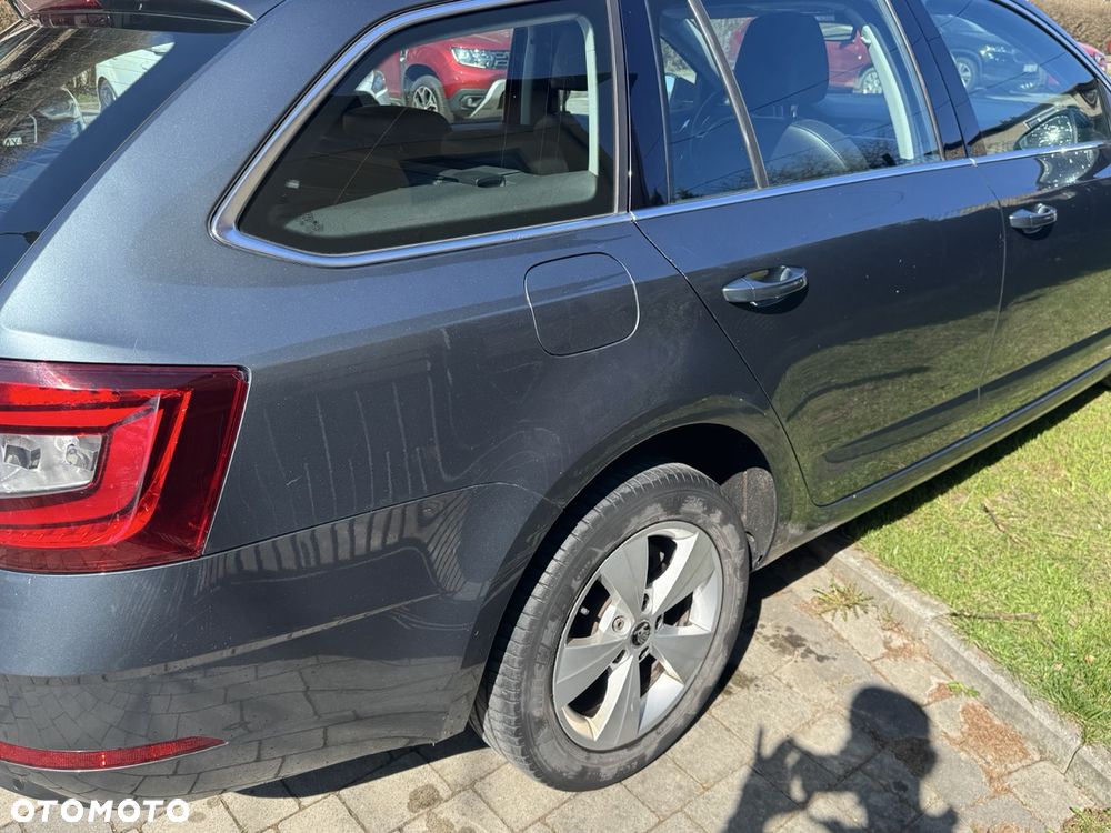 Skoda Octavia ver-1-6-tdi-dsg-style - 9