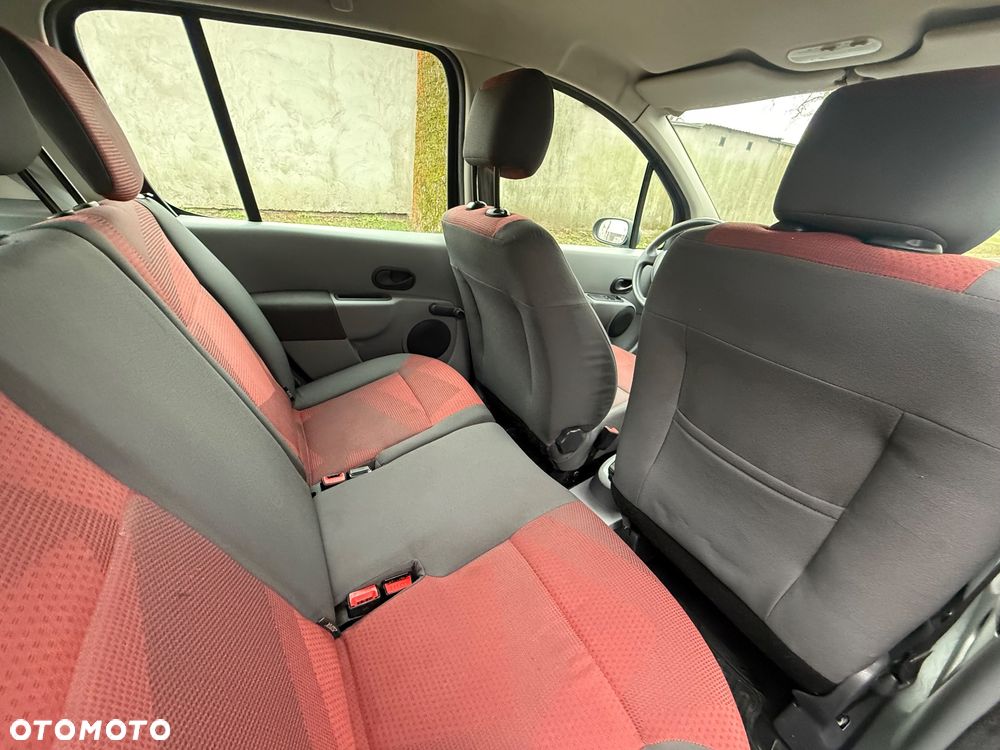 Renault Modus 1.2 16V Dynamique - 11