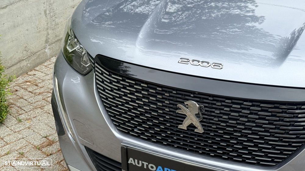 Peugeot 2008 1.2 PureTech Allure Pack - 20