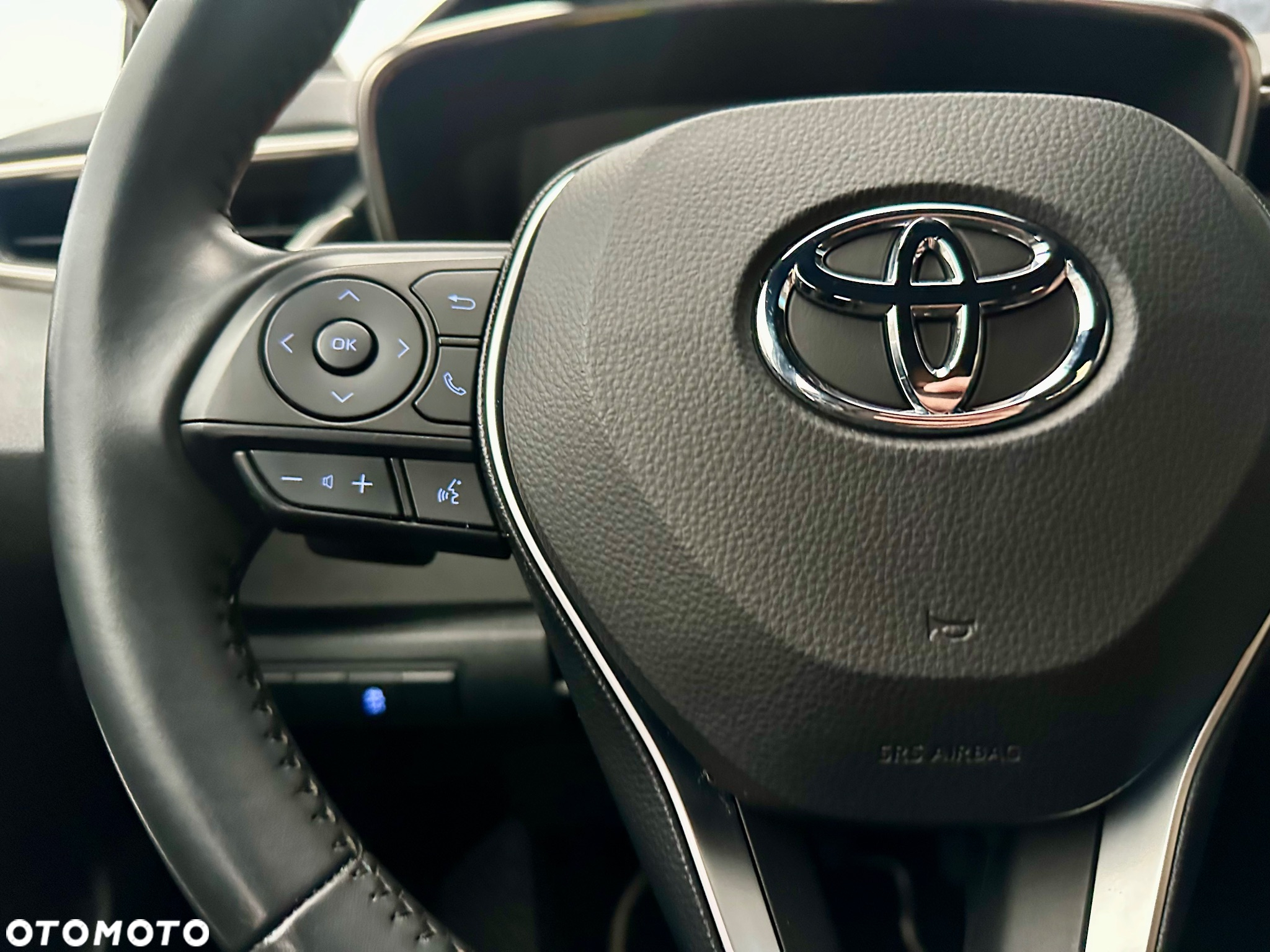 Toyota Corolla 2.0 Hybrid Comfort - 15