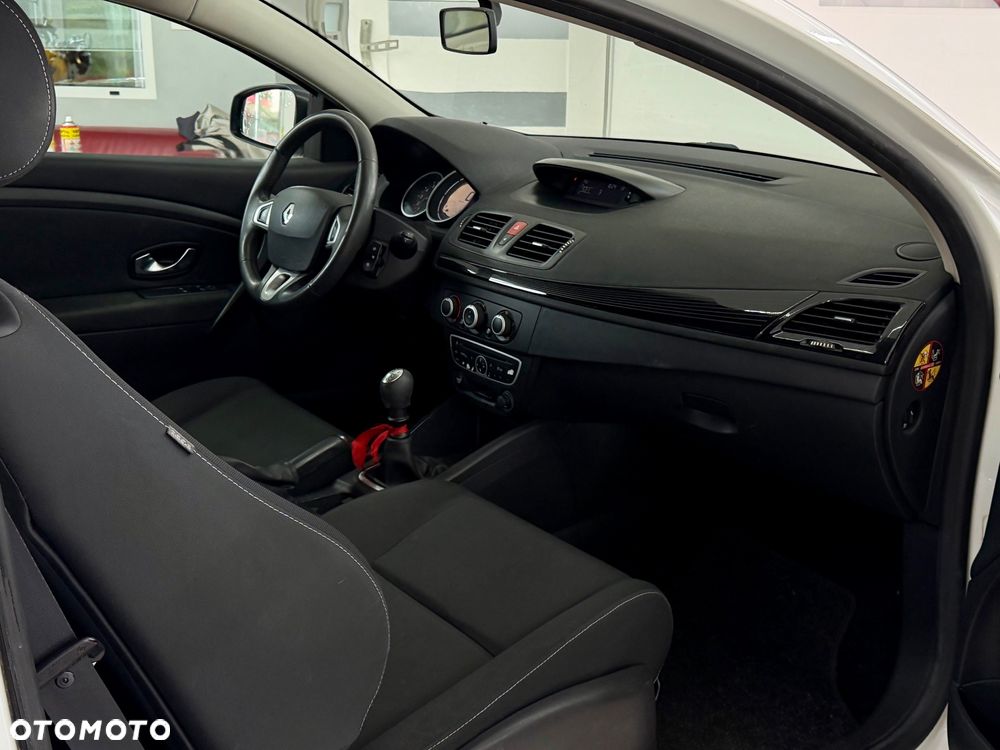 Renault Megane 1.6 16V Color Edition - 19