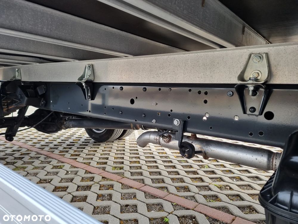 Iveco Daily 50-180 3.0 HPi 180KM 9-Palet Skrzynia dł 4.7 Firanka - 15