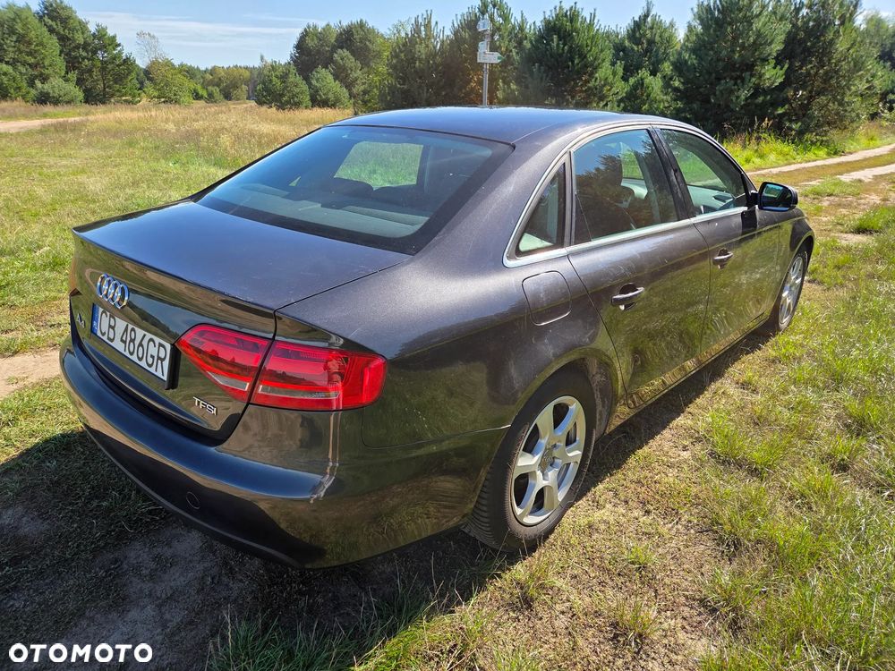 Audi A4 Limousine - 3