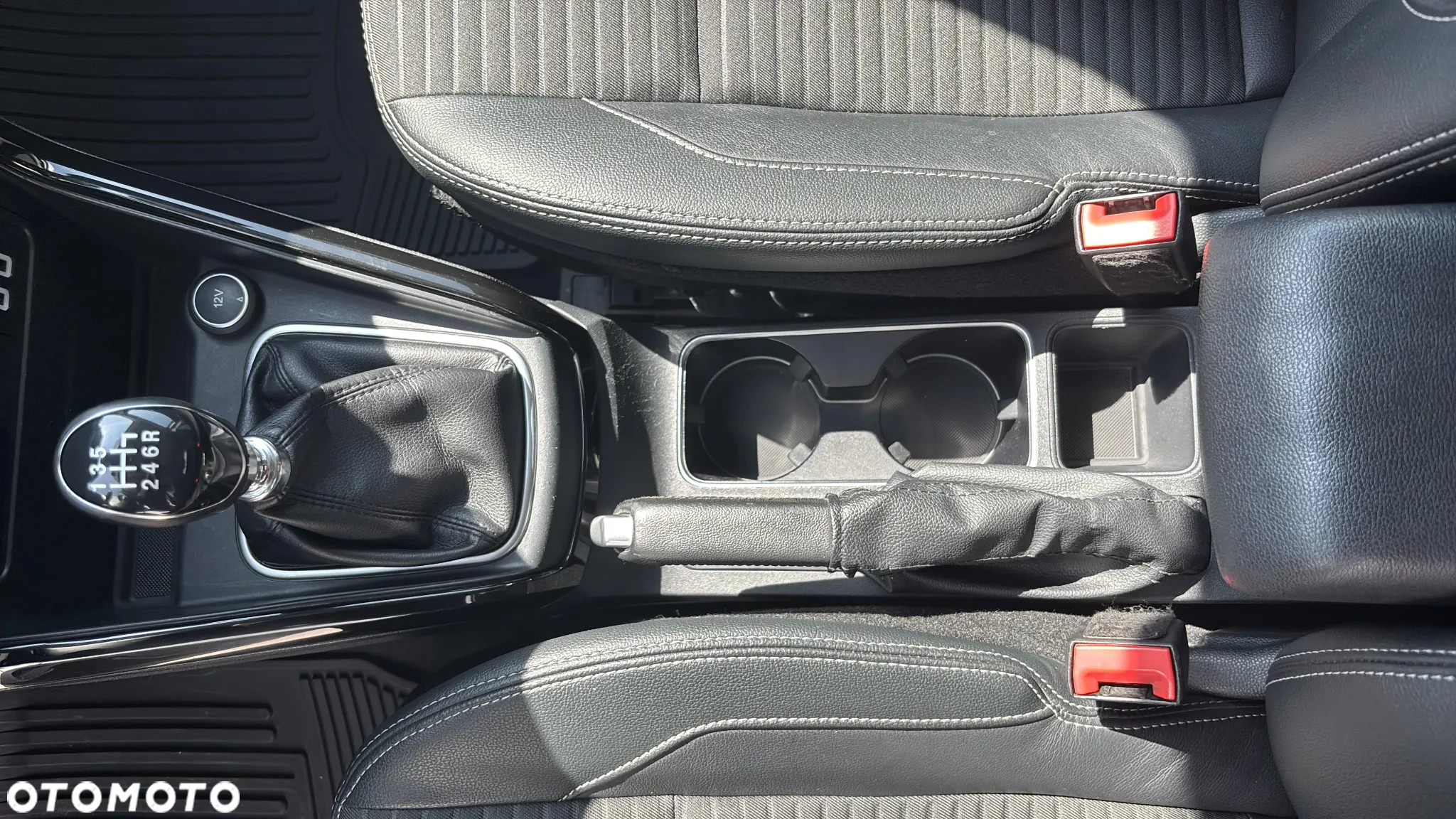 Ford EcoSport - 33