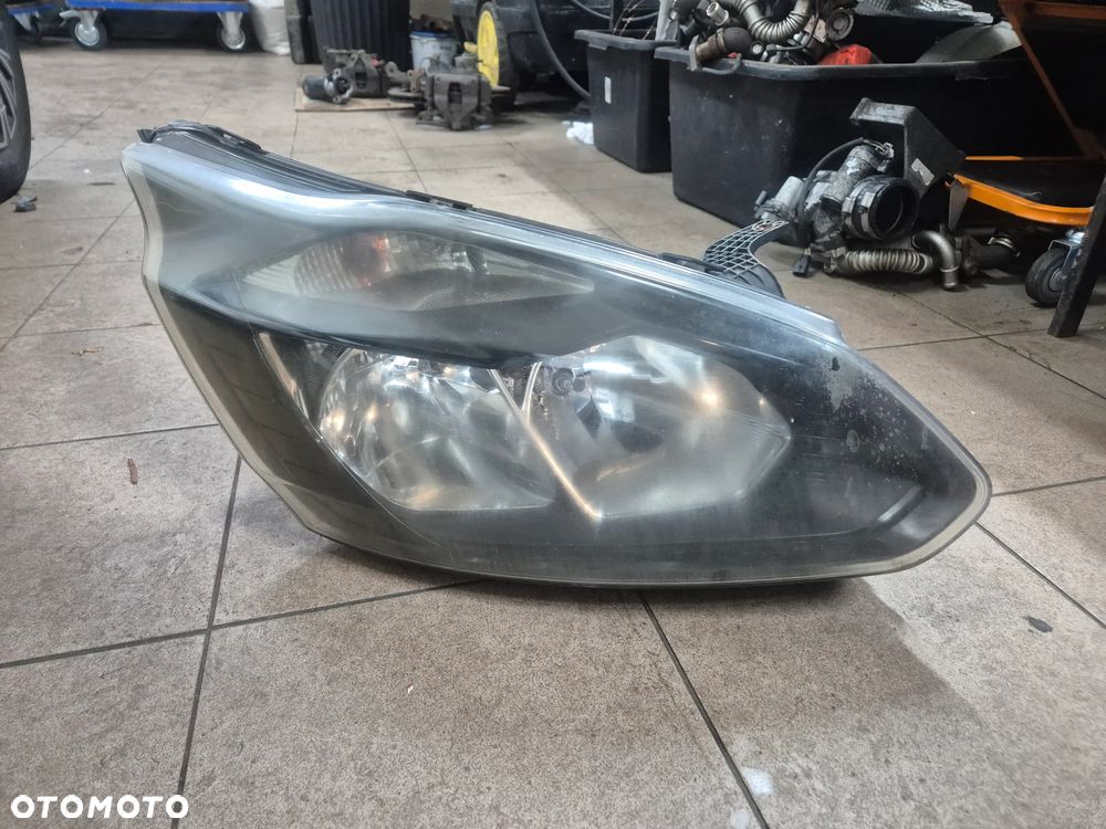 LAMPA PRAWA PRZÓD FORD TRANSIT CUSTOM I  13-17r. - 1