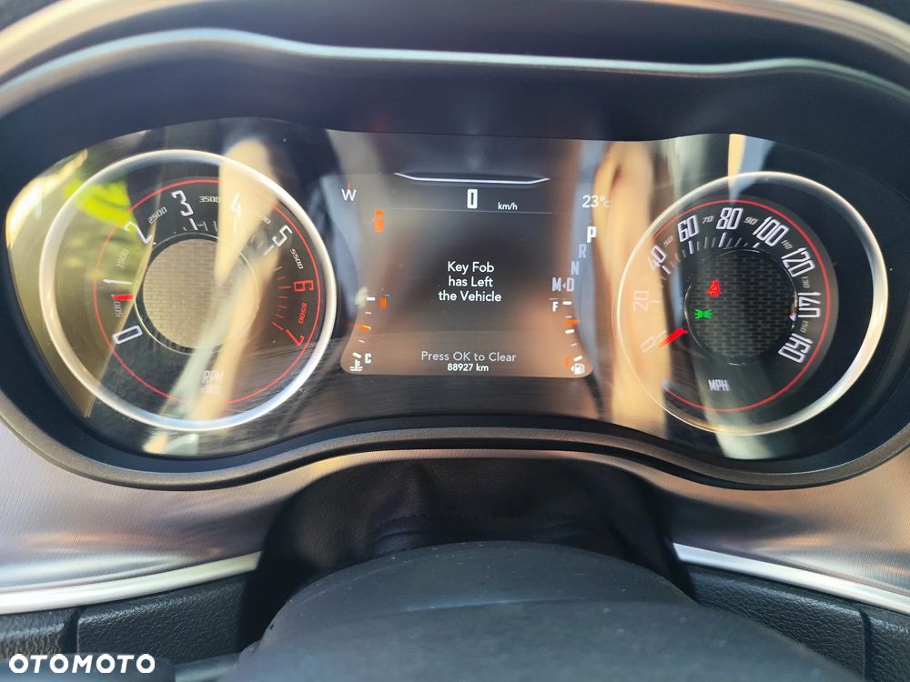 Dodge Challenger 5.7 R/T - 13