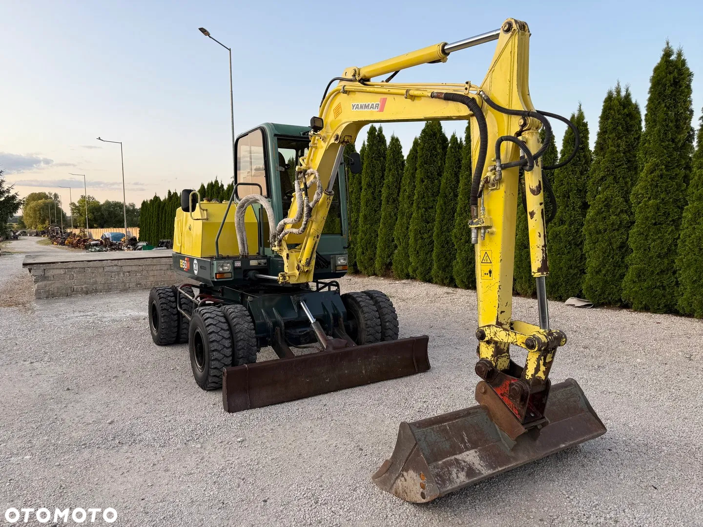 Yanmar B50W KOPARKA KOŁOWA/ 5 TON / MAŁE GABARYTY / BARDZO ZWROTNA / ZADBANA Z NIEMIEC / PIĘKNY STAN / ORYGINAŁ / B 50 W B75 B95 B110 / 70 75 80 90 100 110 / 308 310 / TEREX TW - 12