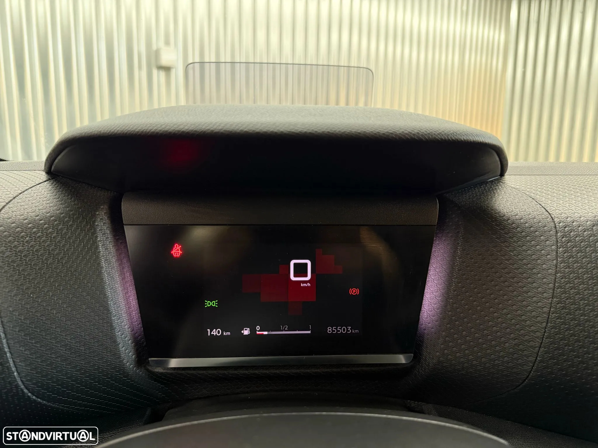 Citroën C4 1.2 PureTech Shine - 23