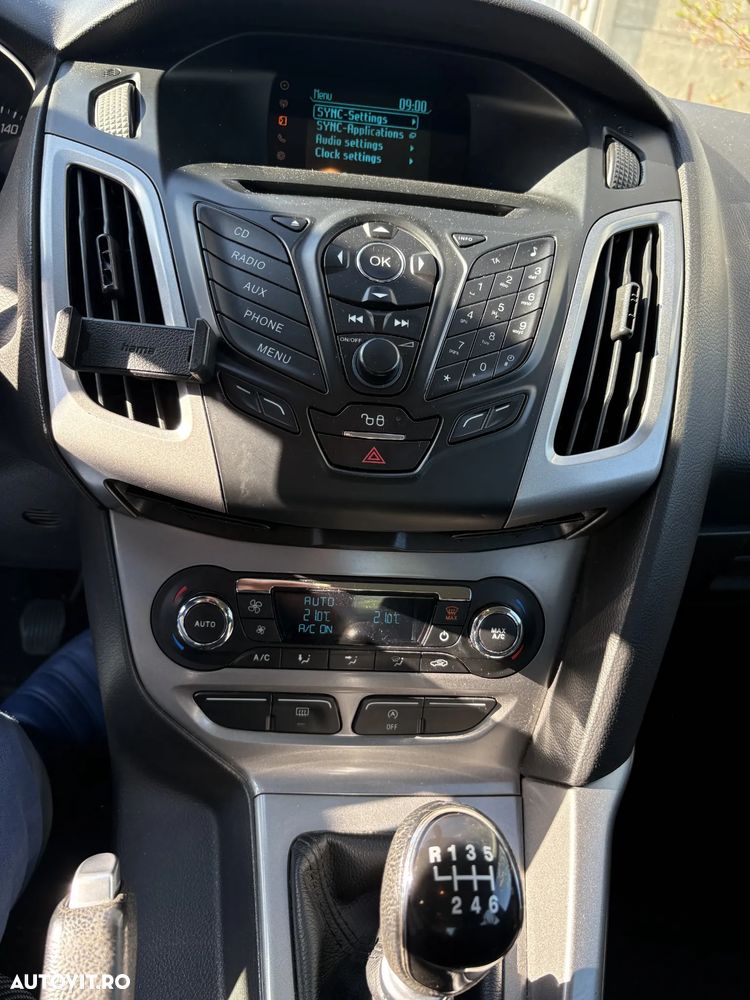 Ford Focus - 1