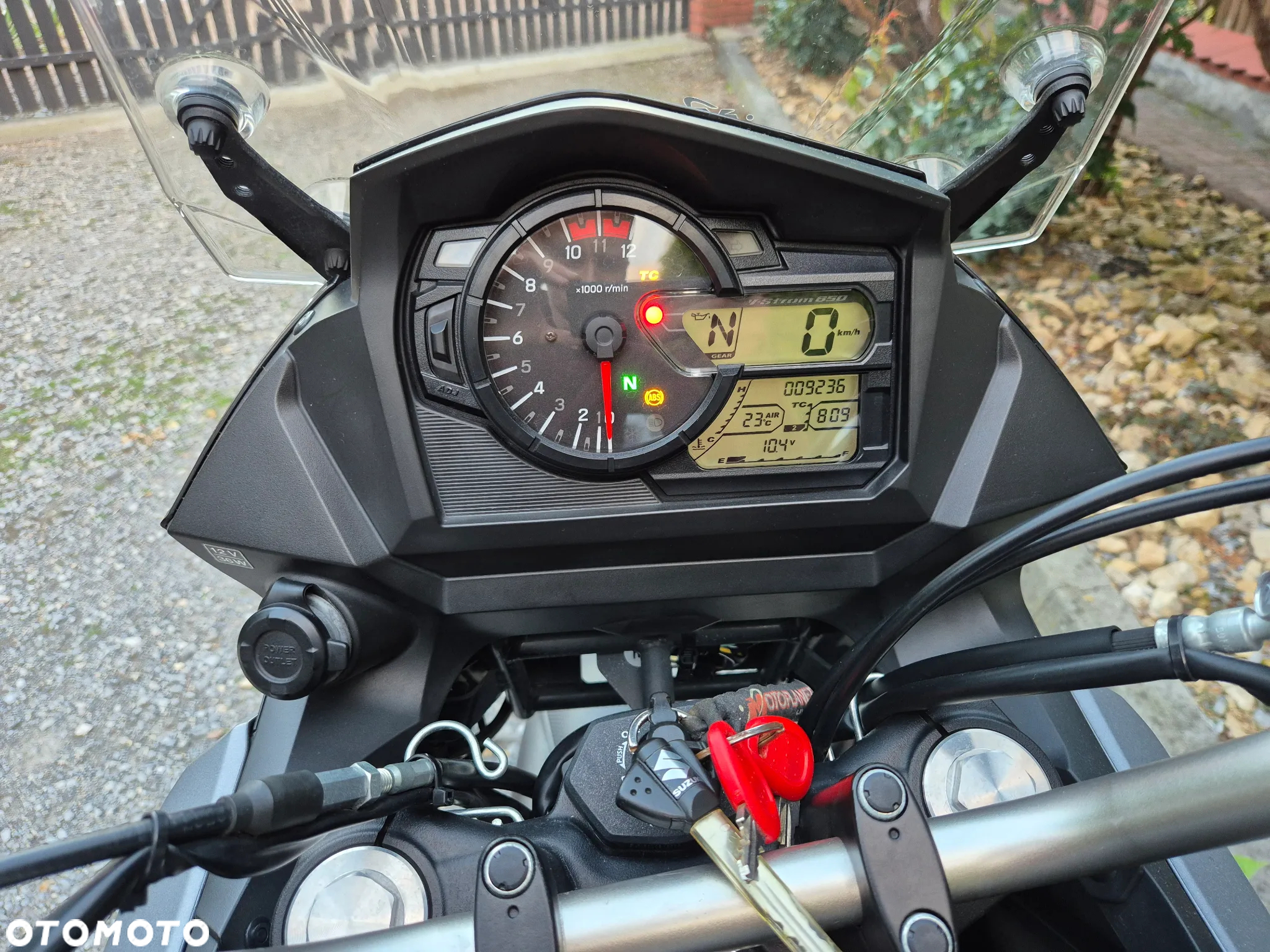 Suzuki DL - 20