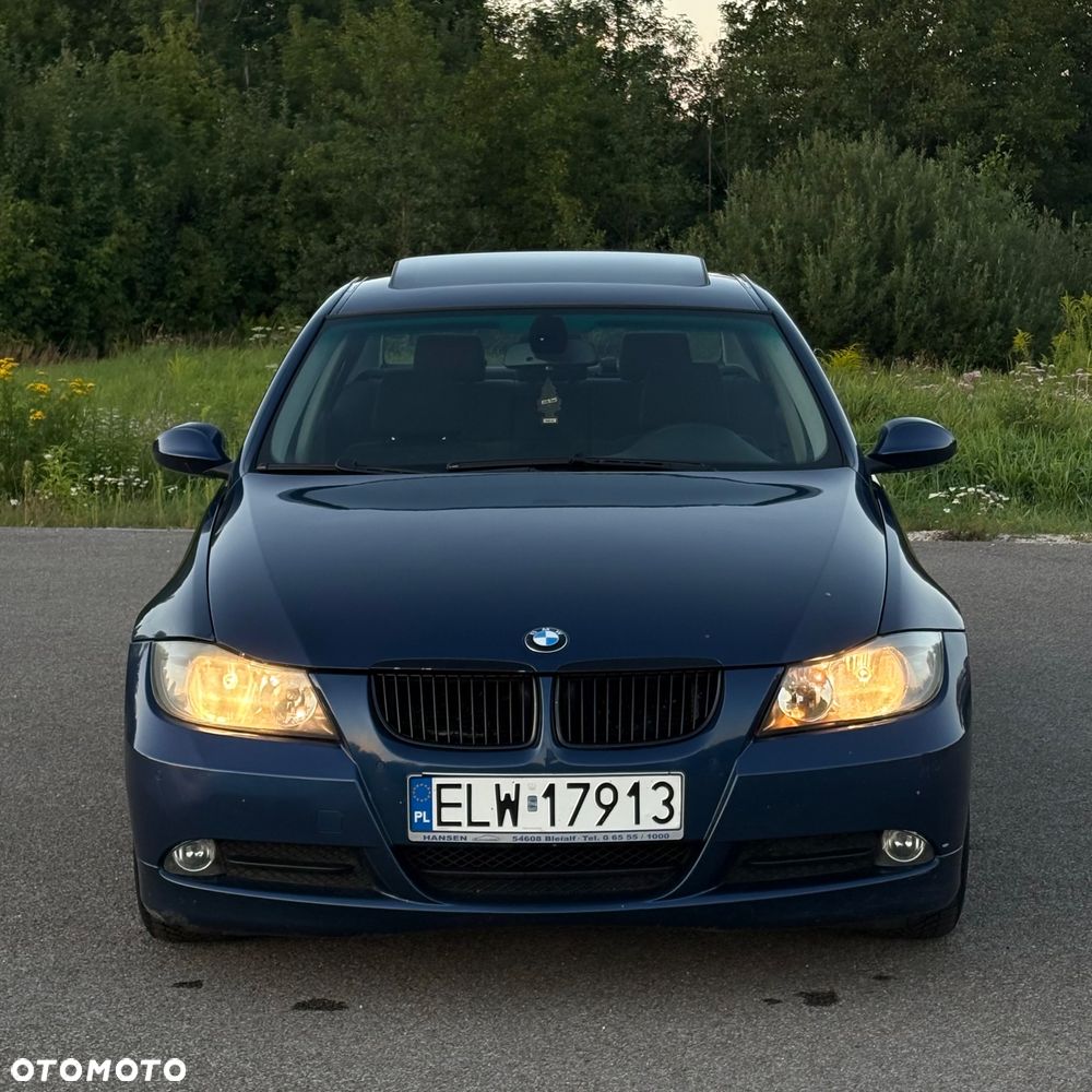 BMW Seria 3 320i - 2