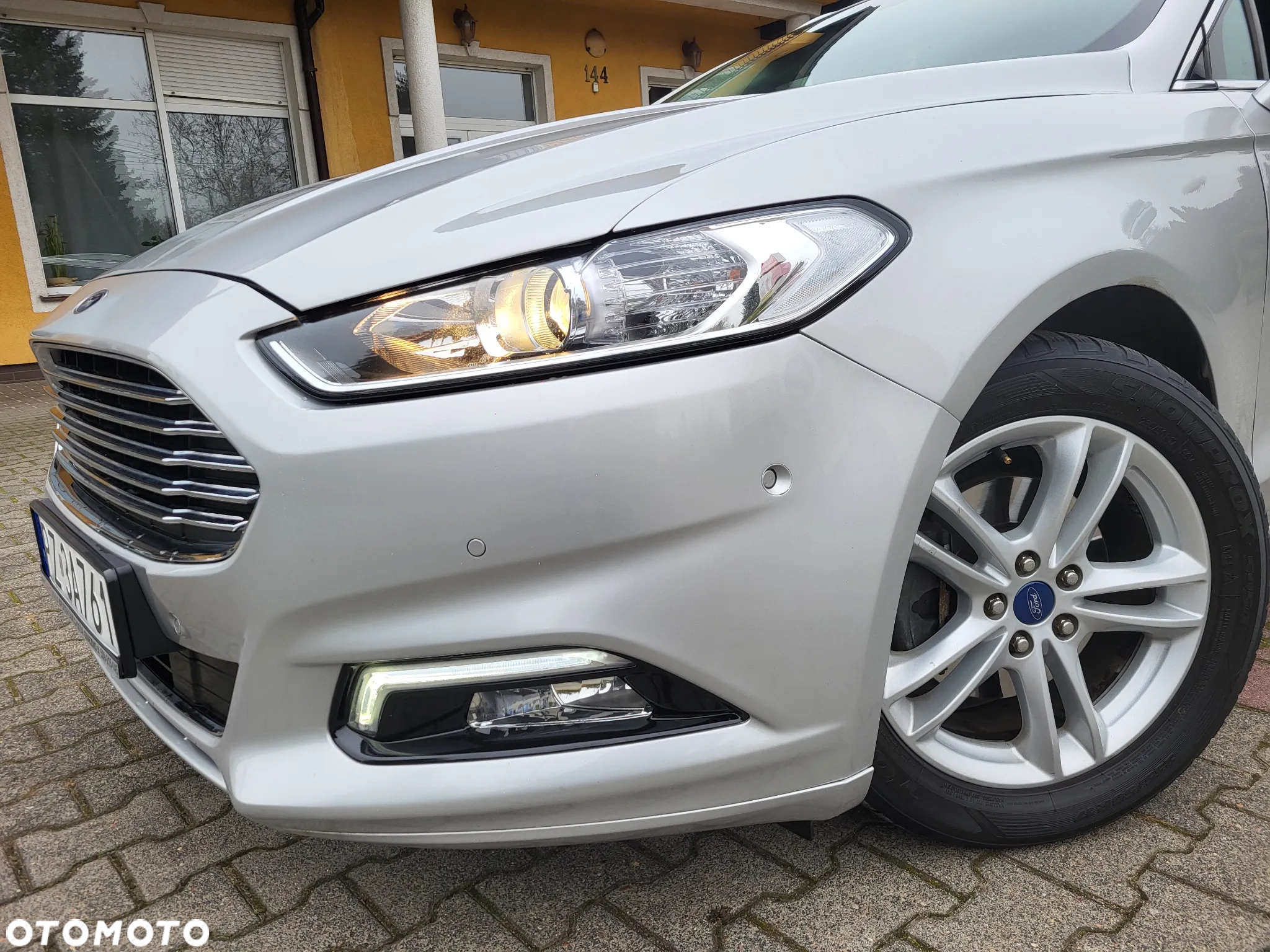 Ford Mondeo - 2