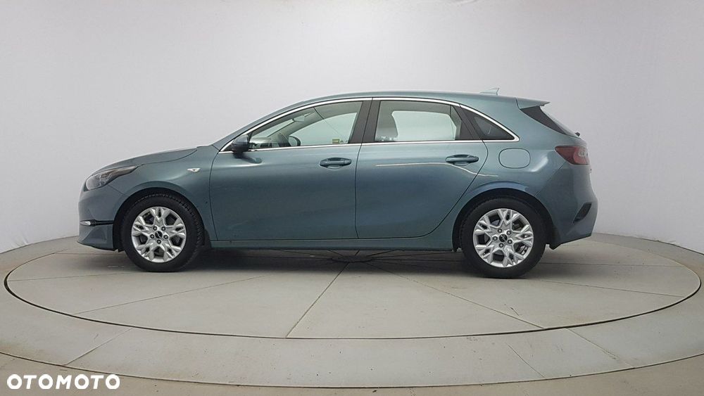 Kia Ceed - 4