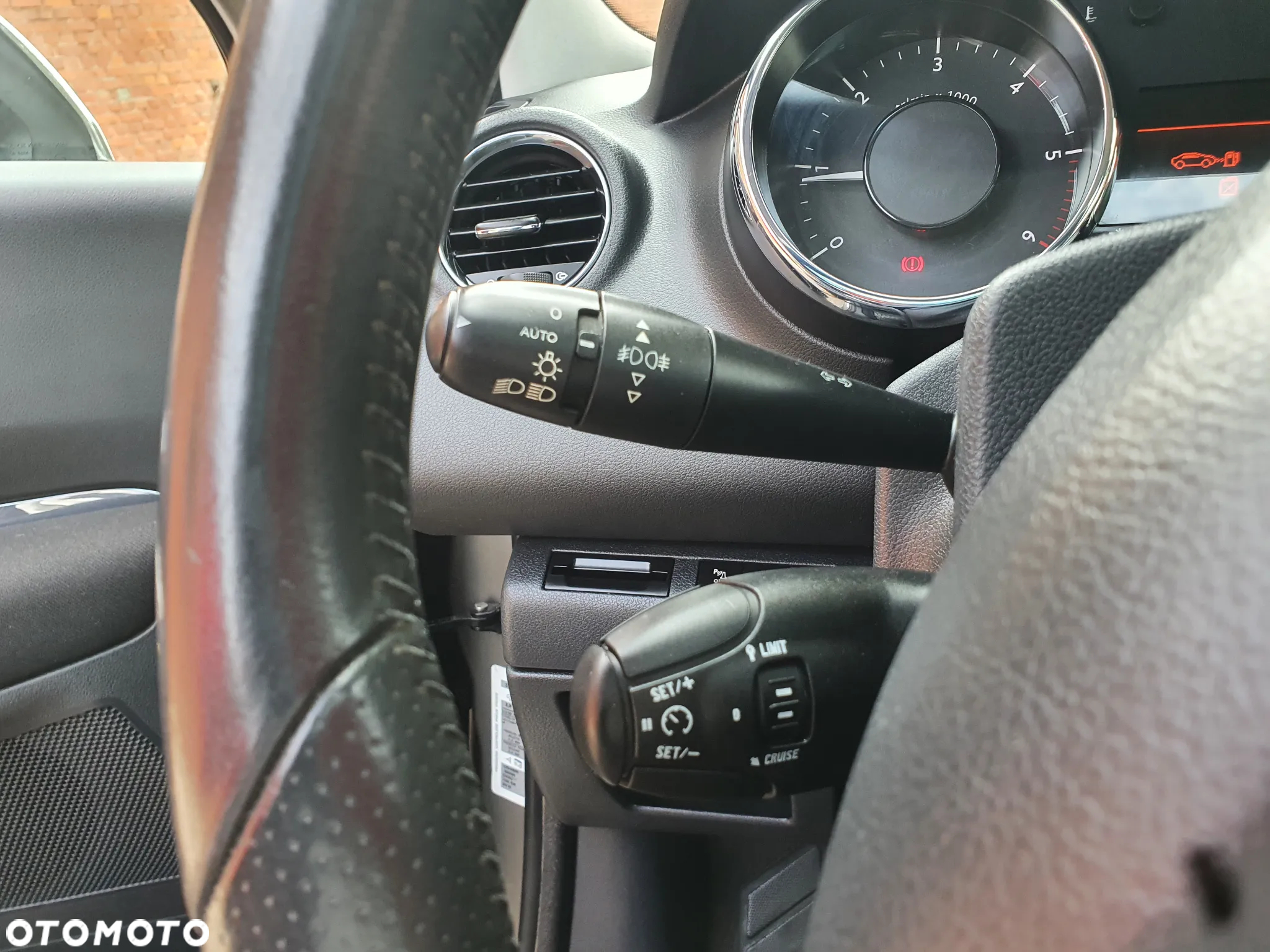 Peugeot 3008 2.0 HDi Allure - 19