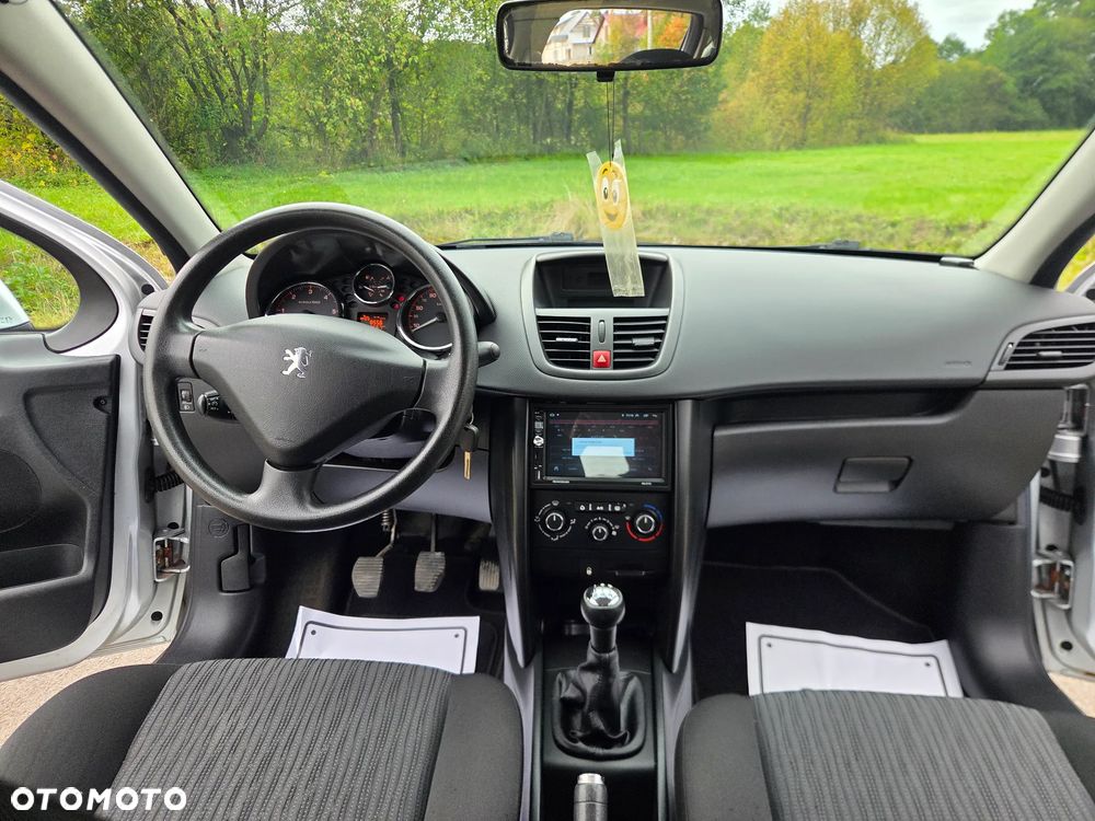 Peugeot 207 1.6 HDi - 17