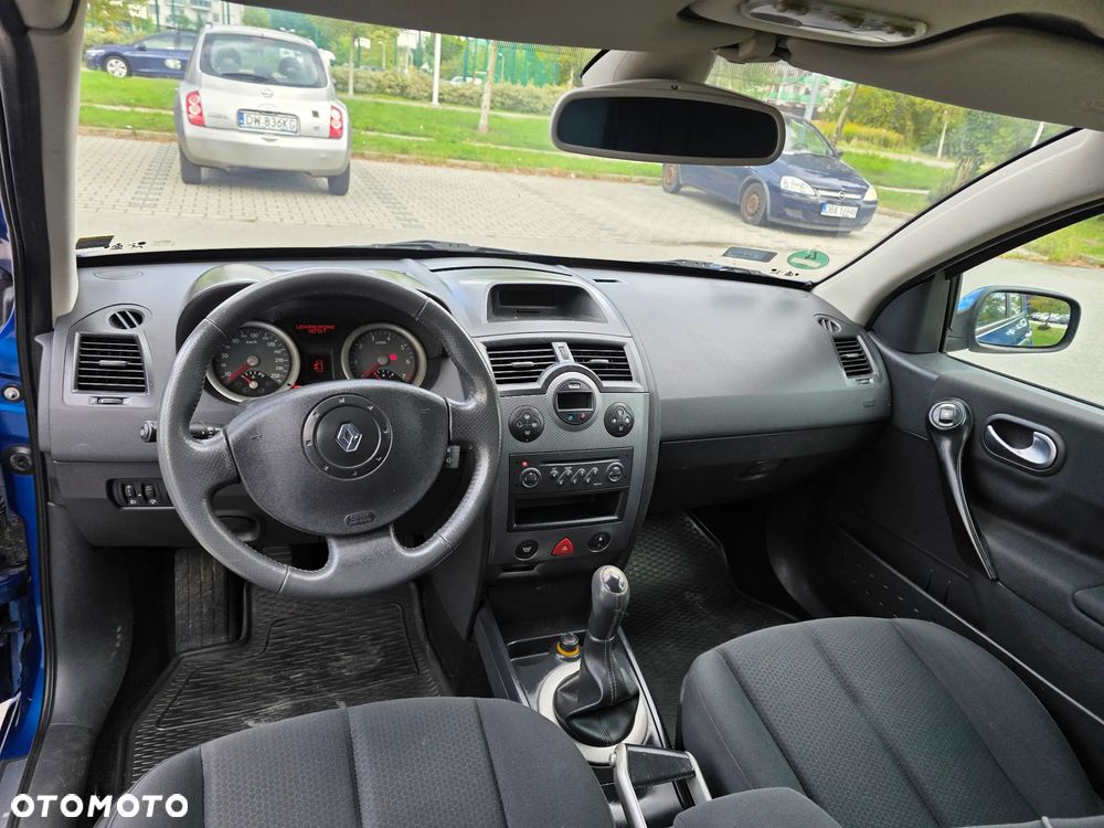 Renault Megane 1.6 16V Authentique - 6
