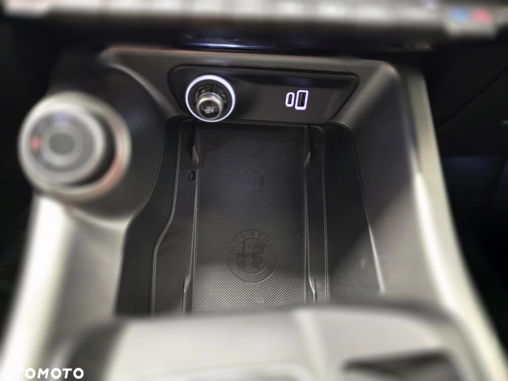 Alfa Romeo Tonale 1.3 PHEV Q4 TI - 25