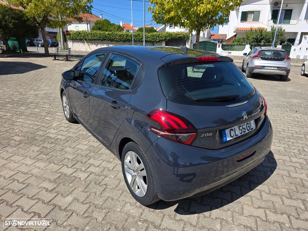 Peugeot 208 1.2 PureTech Signature - 3