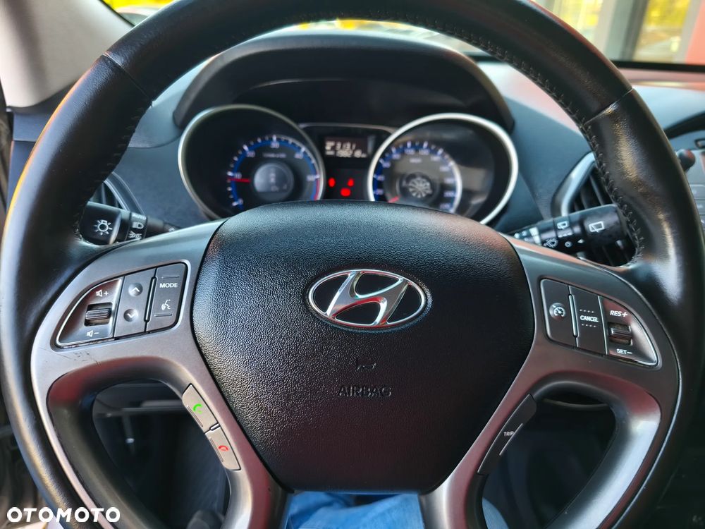 Hyundai ix35 1.7 CRDi Premium 2WD - 16
