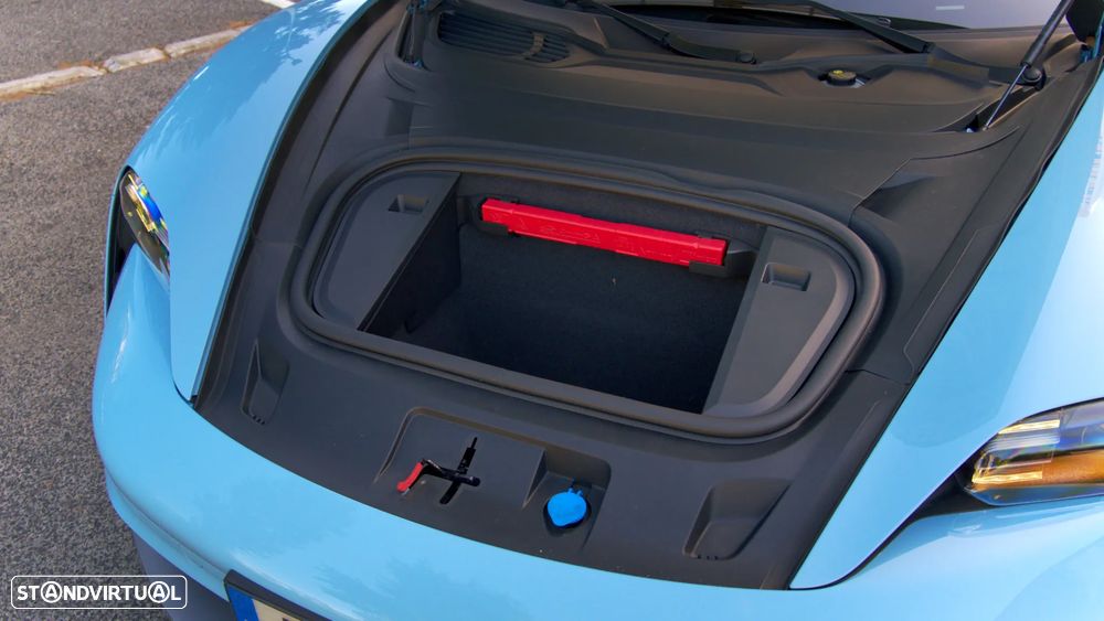 Porsche Taycan Cross Turismo 4S - 20