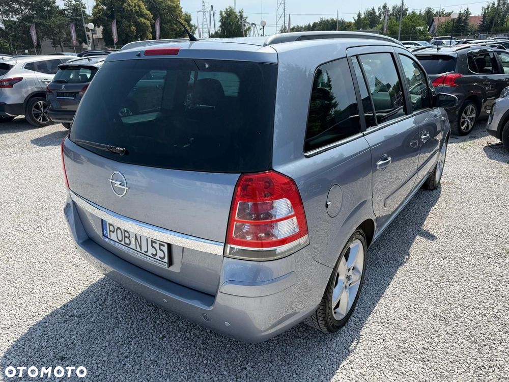 Opel Zafira 1.6 - 6