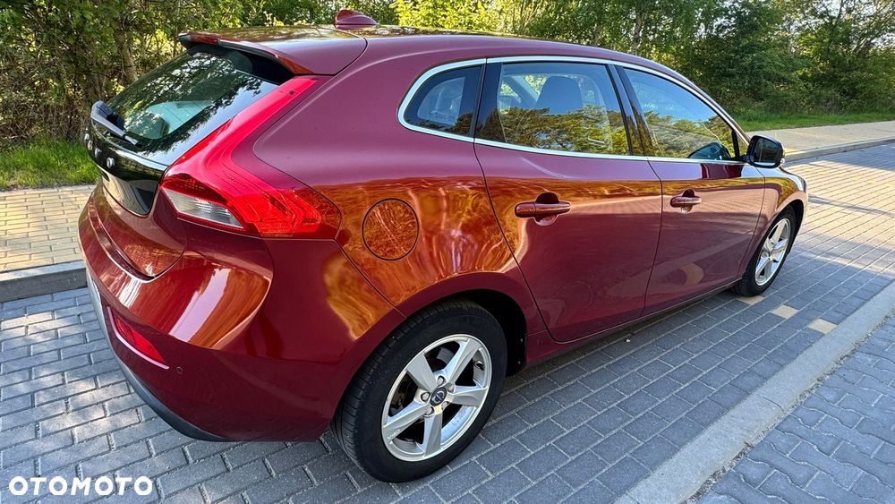 Volvo V40 D2 Momentum - 21