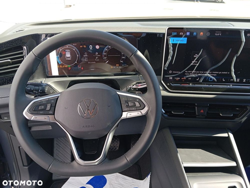 Volkswagen Tiguan - 21