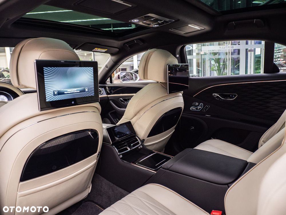 Bentley Flying Spur - 11