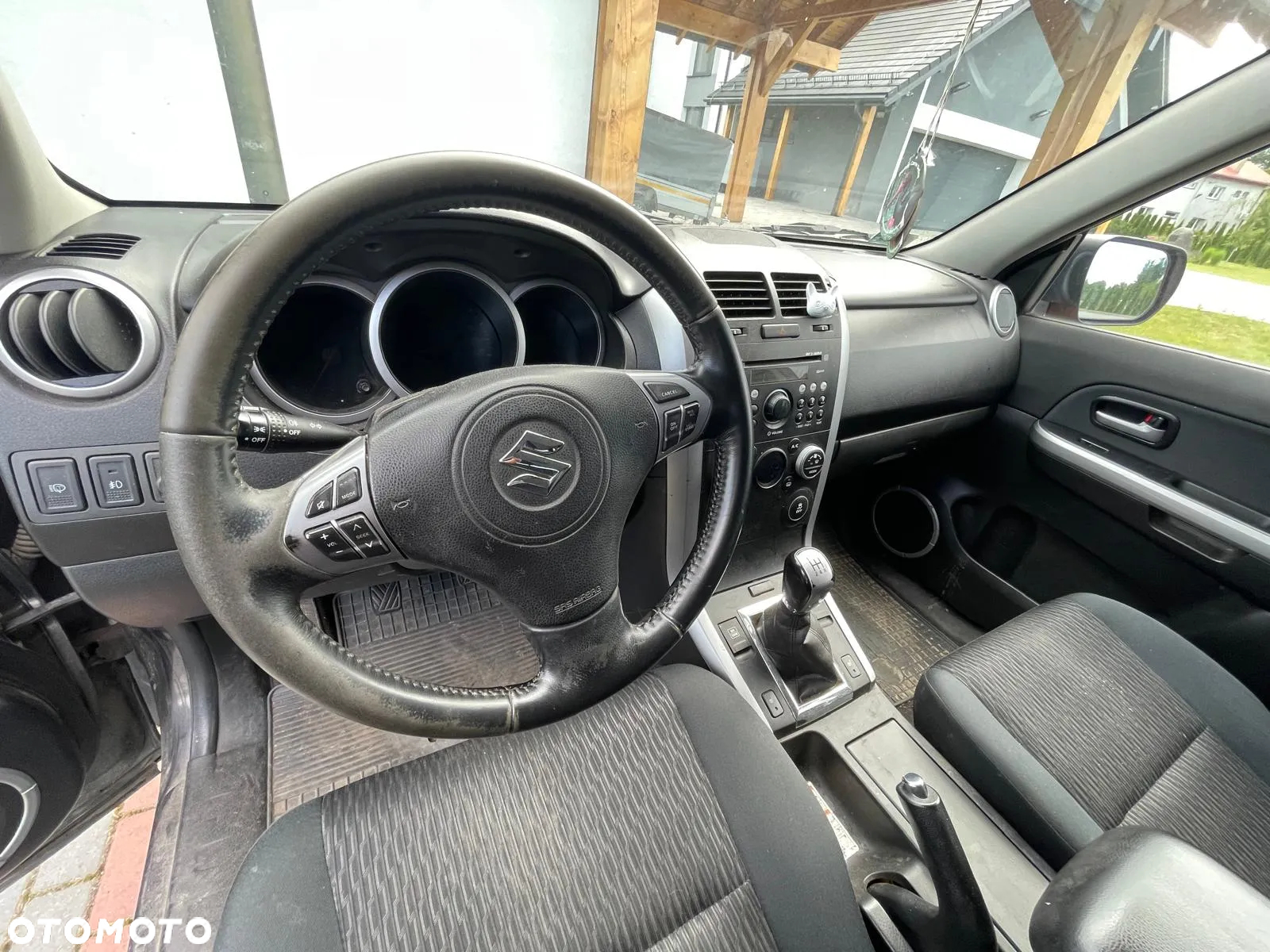 Suzuki Grand Vitara 2.4 Premium - 6