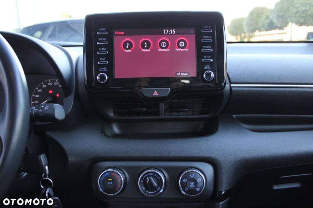 Toyota Yaris - 17