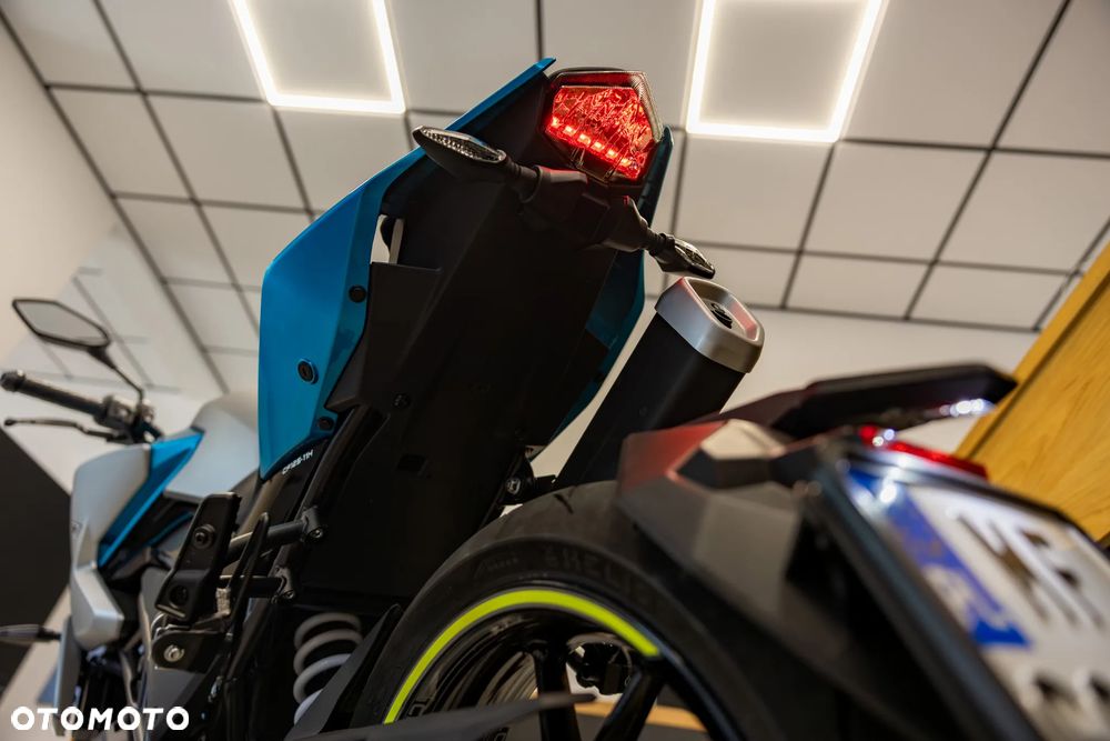CFMoto NK - 13