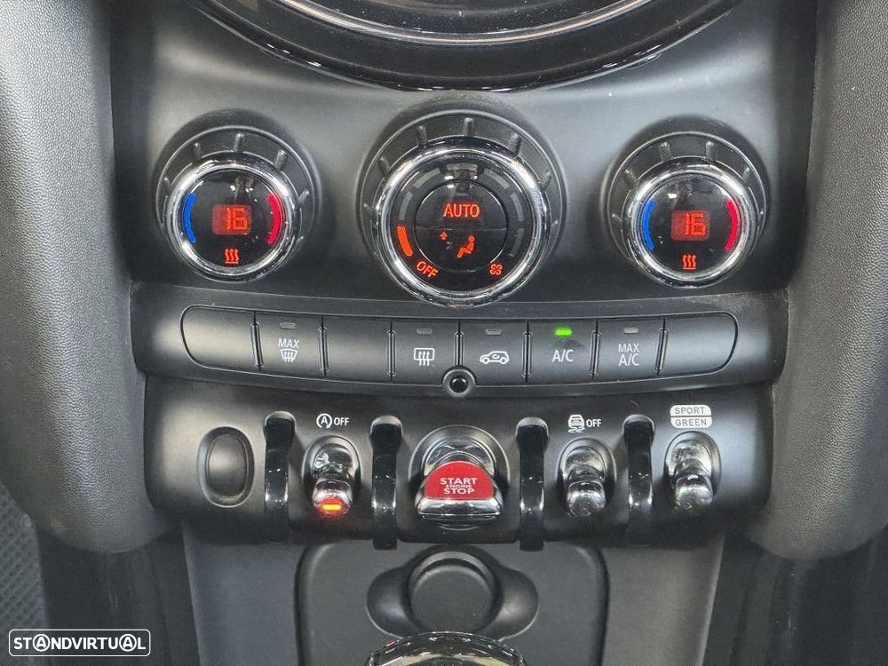 MINI Cabrio - 16
