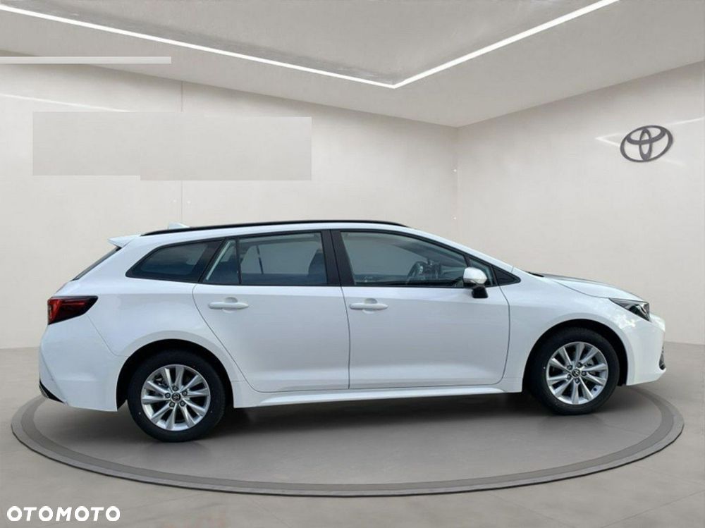 Toyota Corolla - 3