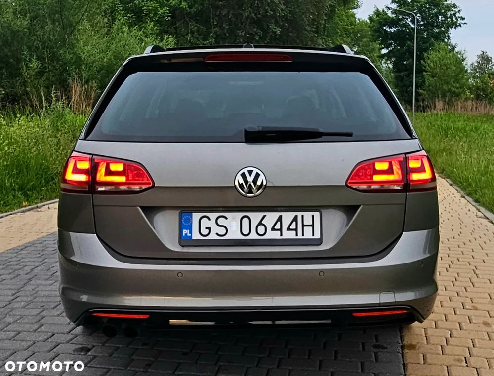 Volkswagen Golf 2.0 TDI BlueMotion Technology DSG Edition - 6