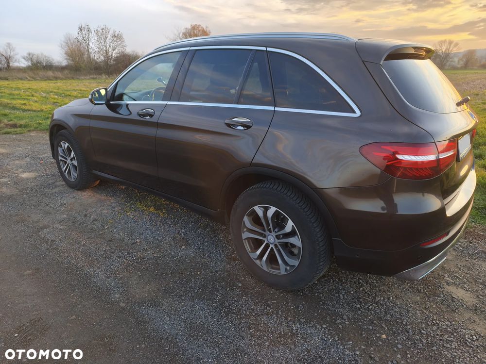 Mercedes-Benz GLC 250 d 4-Matic - 6