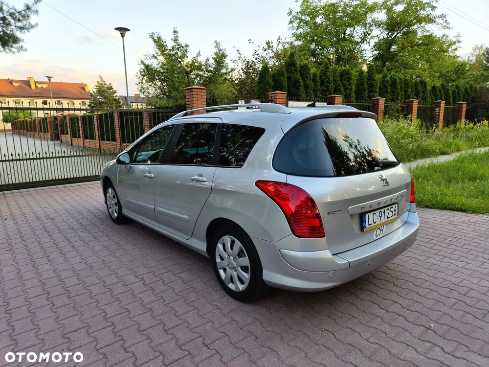 Peugeot 308 - 4