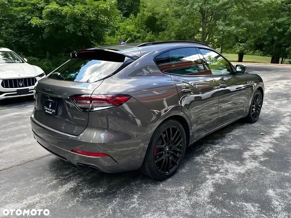 Maserati Levante Q4 - 5