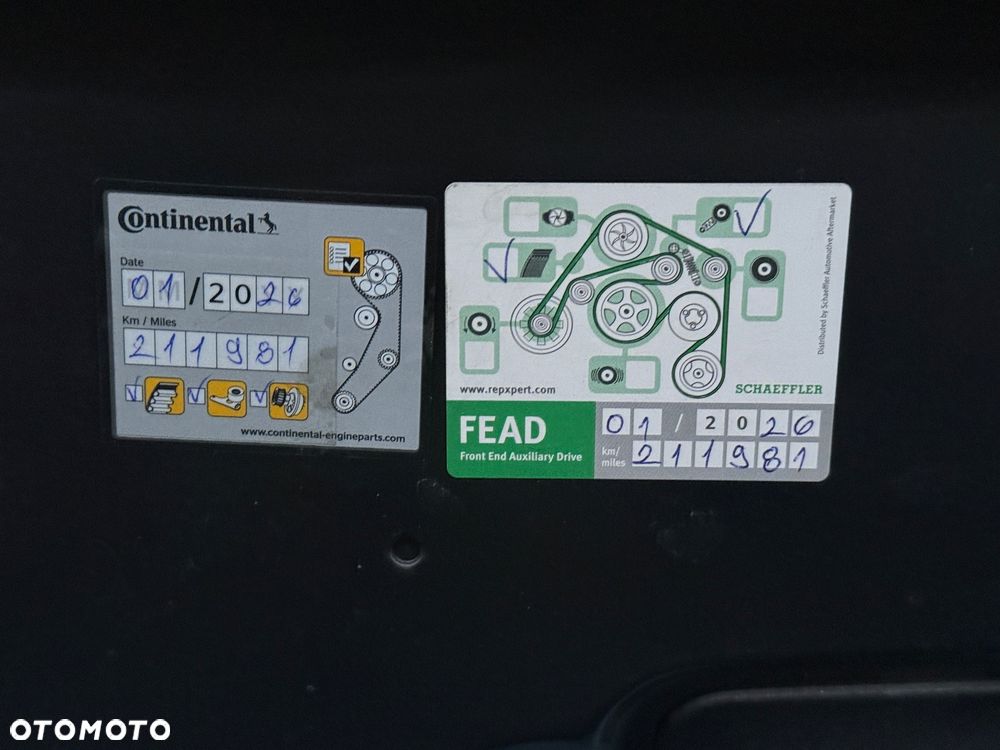 Audi A4 Avant 2.0 TDI Sport S tronic - 37