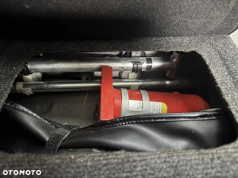 Mitsubishi L200 Pick Up 4x4 DPF Intense Club Cab - 16