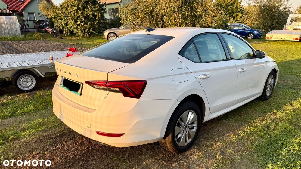 Skoda Octavia 1.0 TSI Active - 10