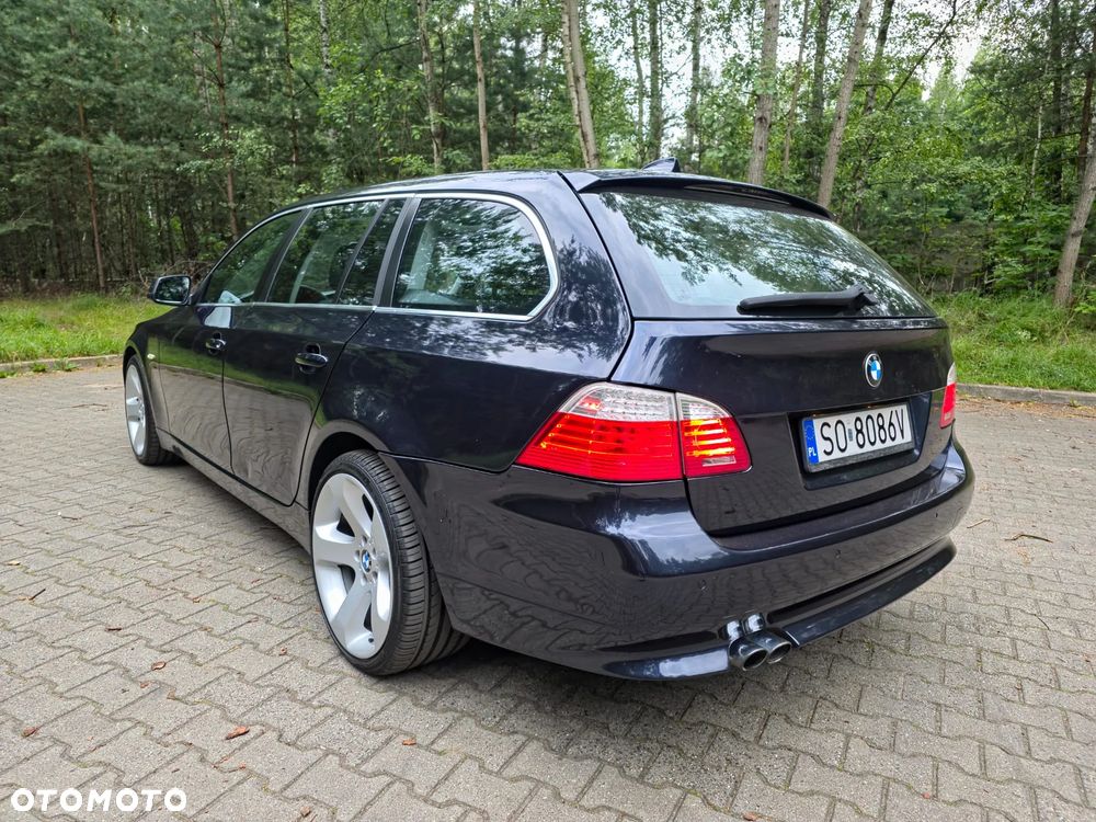 BMW Seria 5 525d Edition Sport - 24