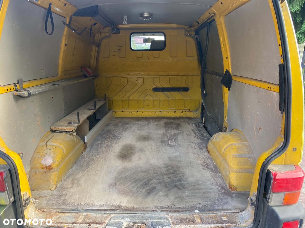 Volkswagen T4 - 12