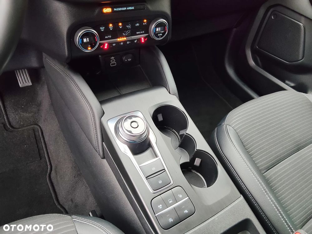 Ford Kuga 2.0 EcoBlue 4x4 TITANIUM X - 18