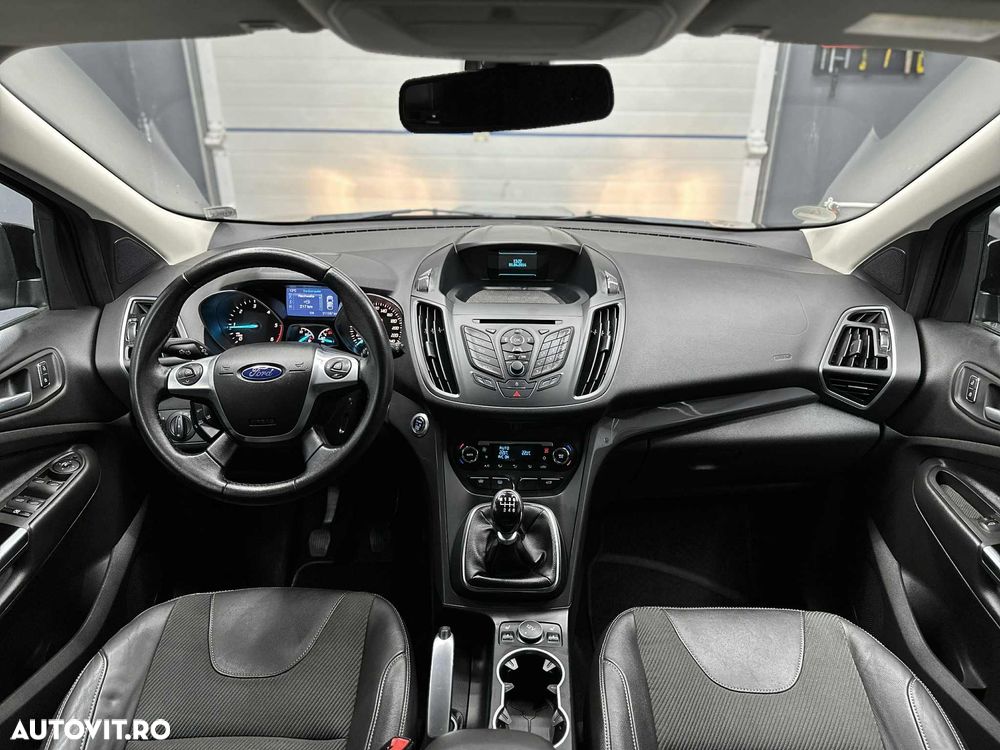 Ford Kuga 2.0 TDCi 4x4 Titanium - 15