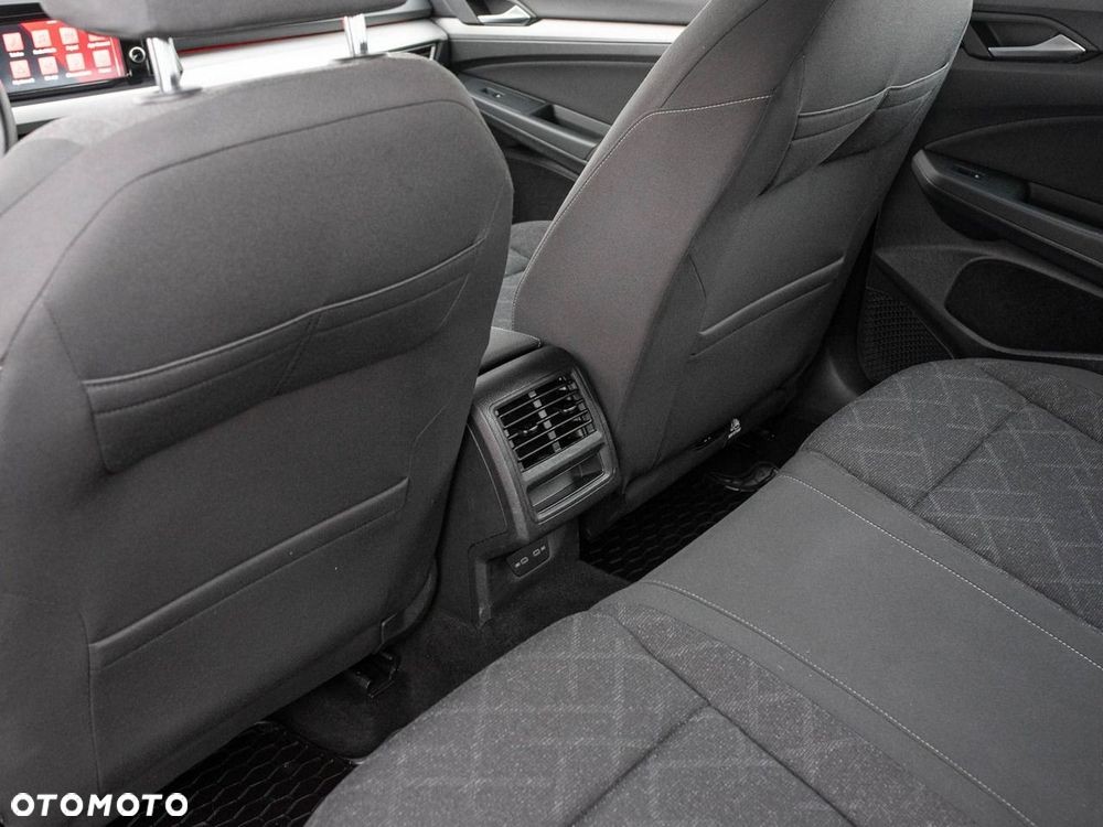 Volkswagen Golf 1.5 eTSI EVO Life DSG - 24