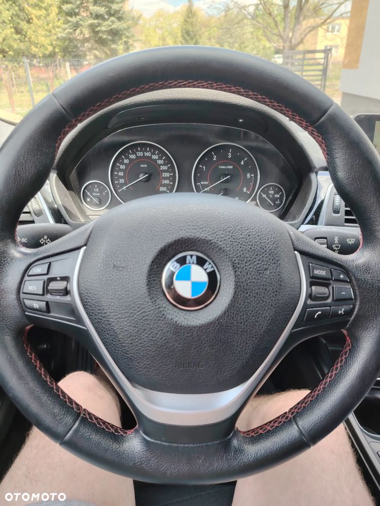 BMW Seria 3 318d Sport Line - 17