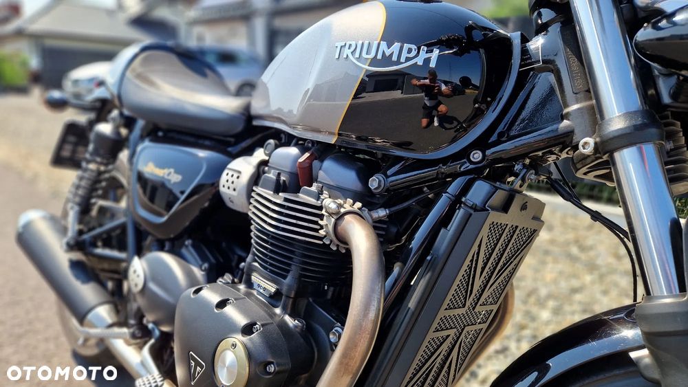 Triumph Speed Twin - 4