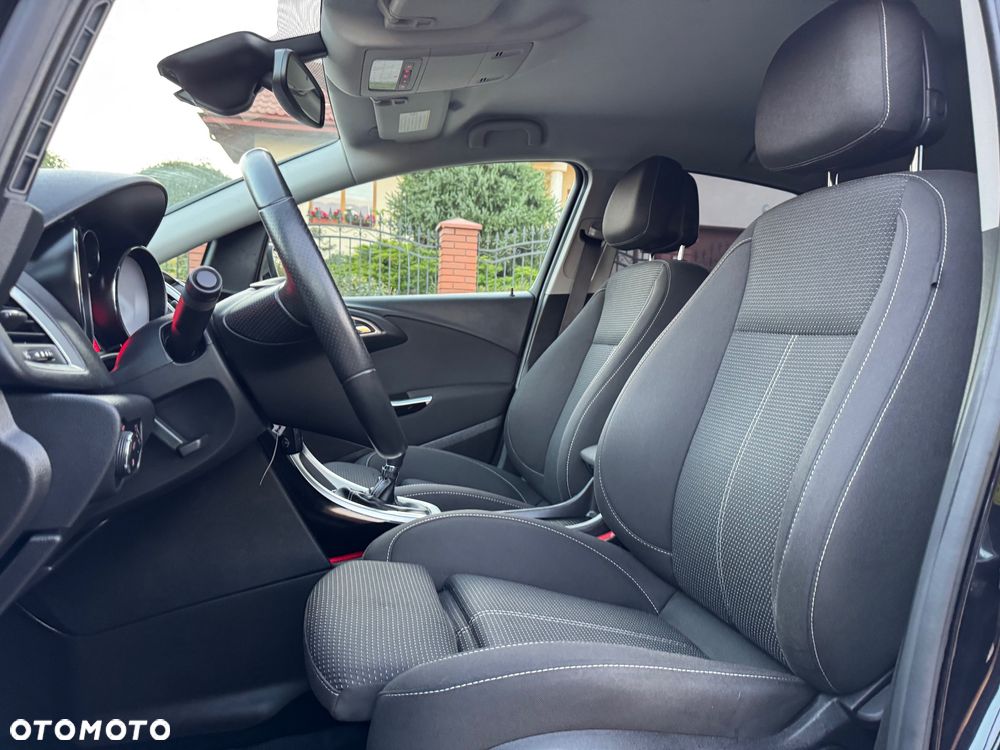 Opel Astra 1.4 Turbo Edition - 26