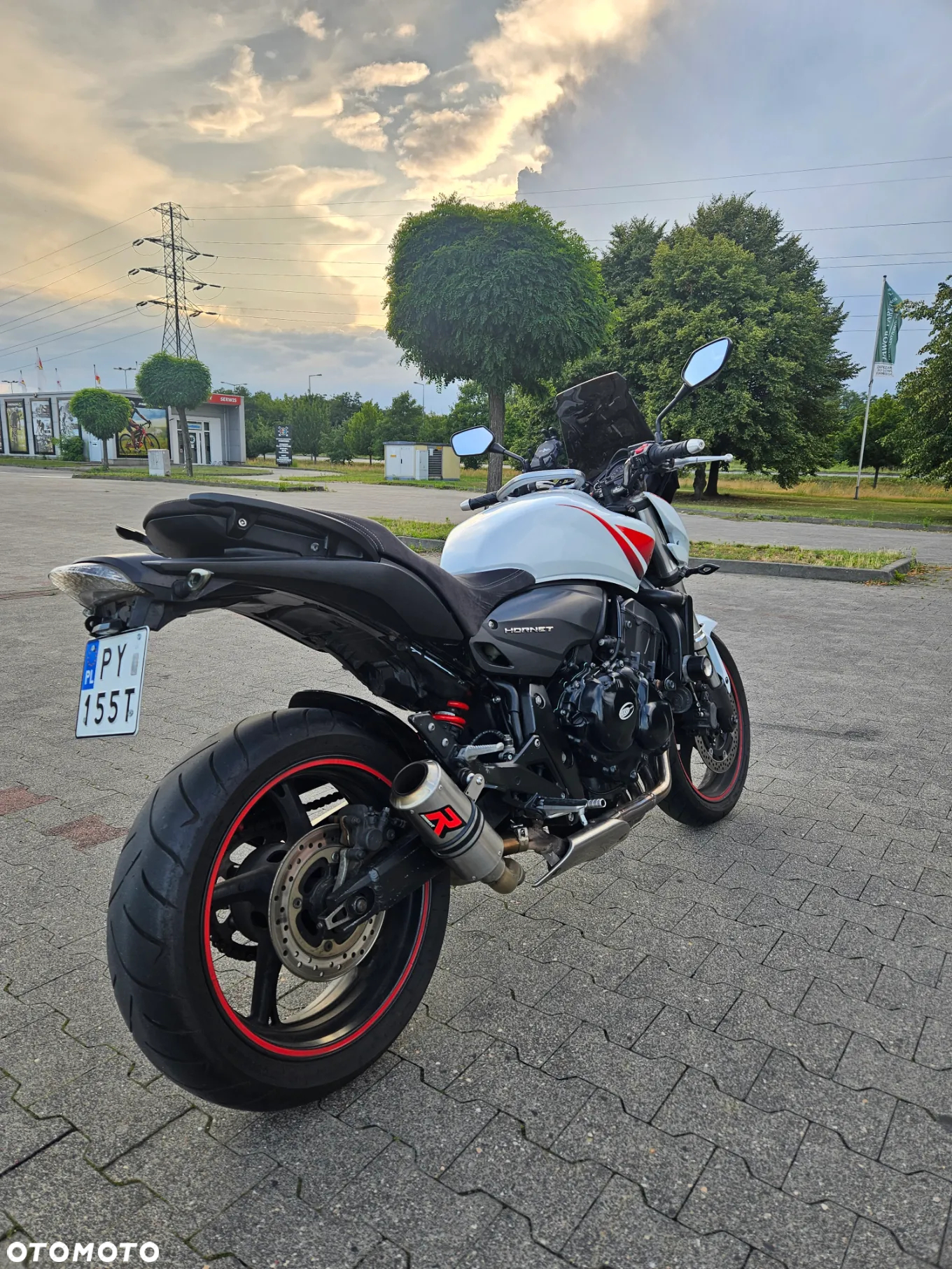 Honda Hornet - 4