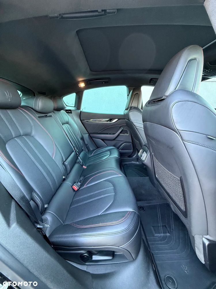 Maserati Levante S Q4 GranSport - 31